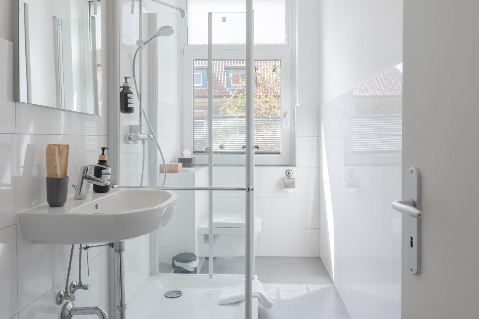 Modernes Apartment In Top Lage Komfortabel Eingerichtet Mit Arbeitsplatz Und Kueche - Geibelsuite Hannover Exterior foto